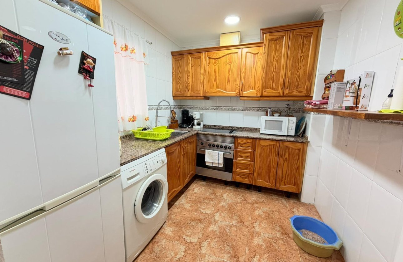 Resale - Apartment -
Torrevieja - Centro