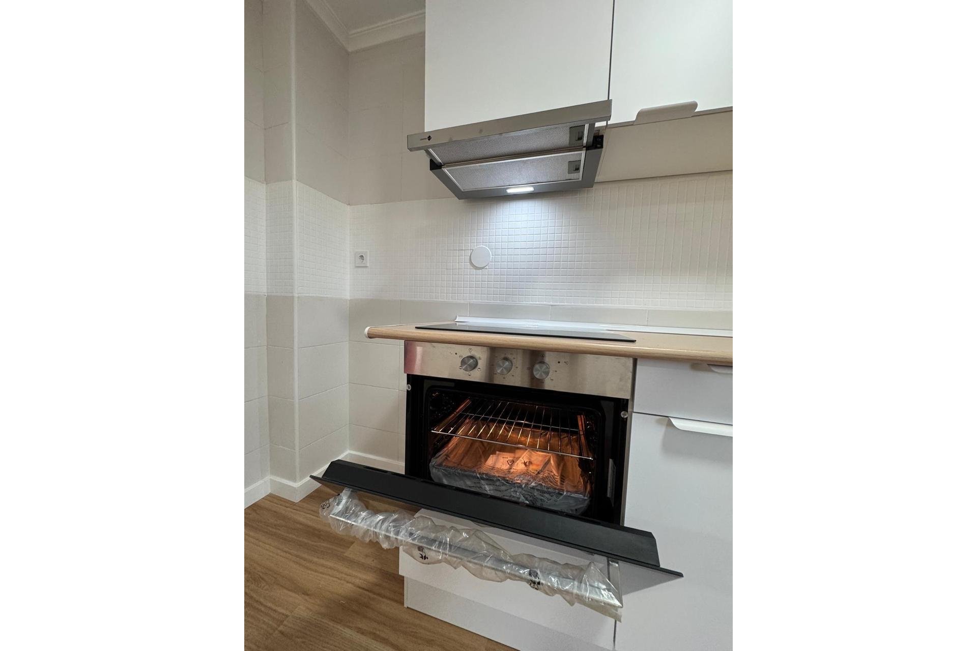 Resale - Apartment -
Torrevieja - Centro