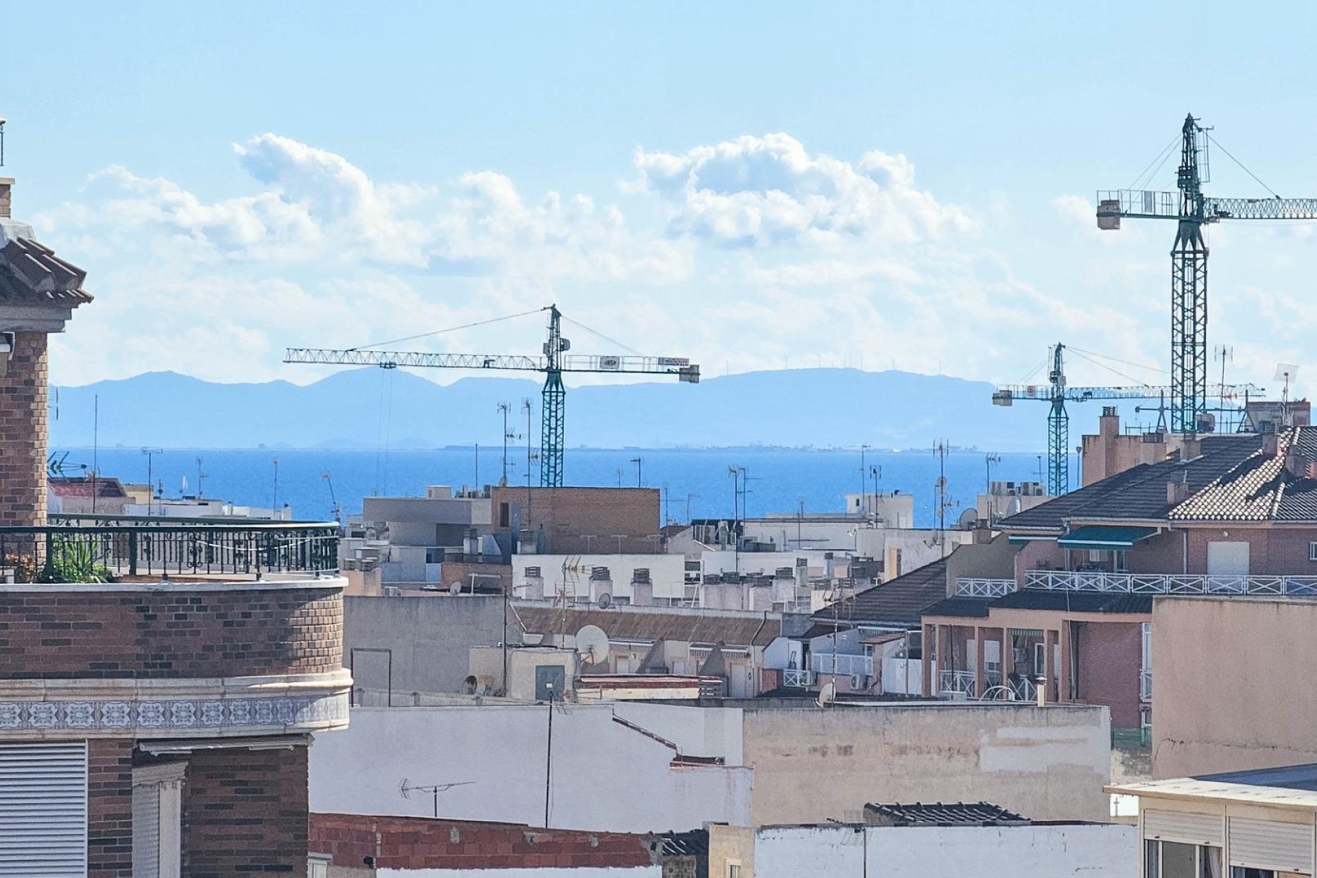 Resale - Apartment -
Torrevieja - Centro