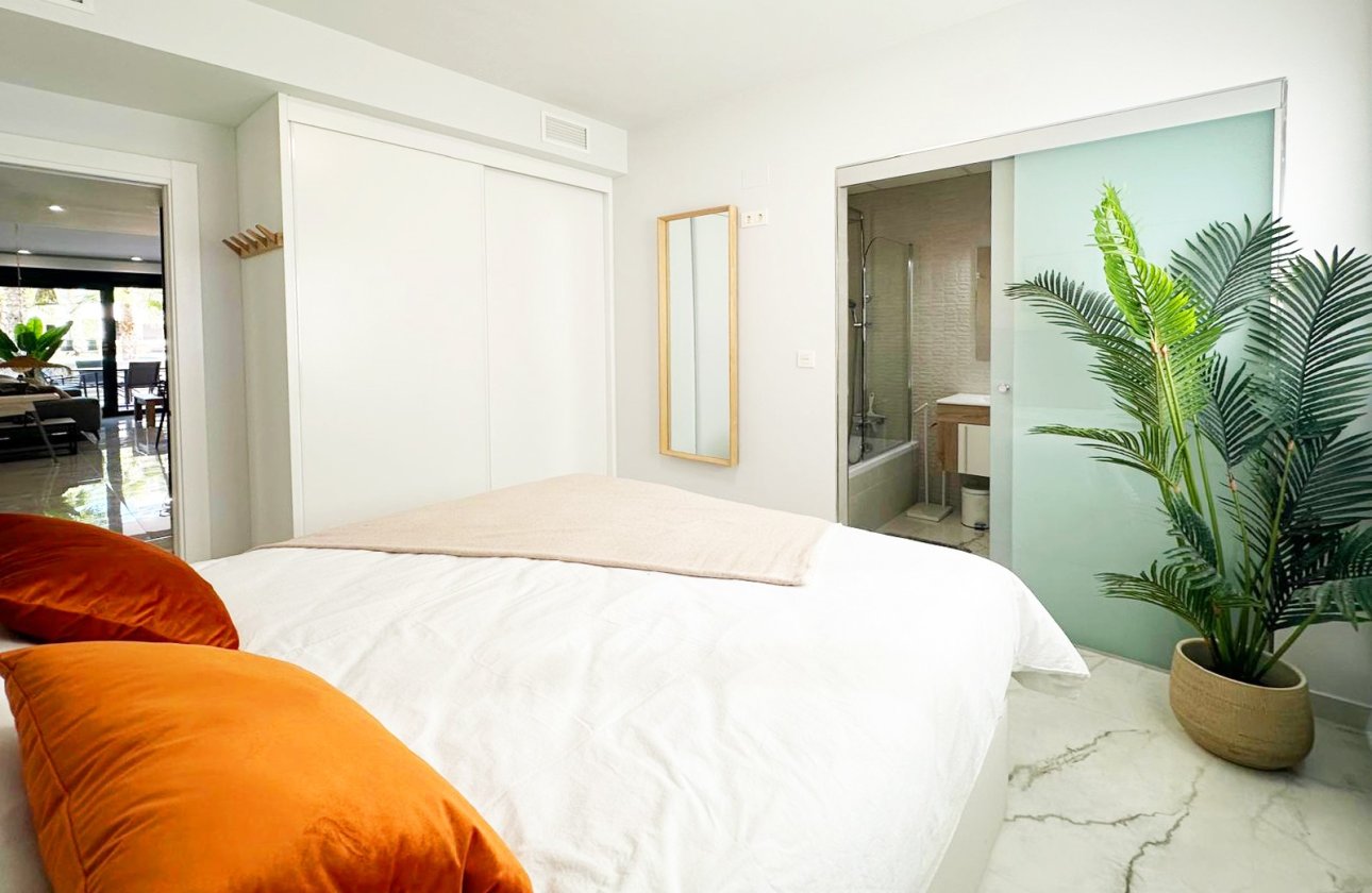 Resale - Apartment -
Torrevieja - Costa Blanca