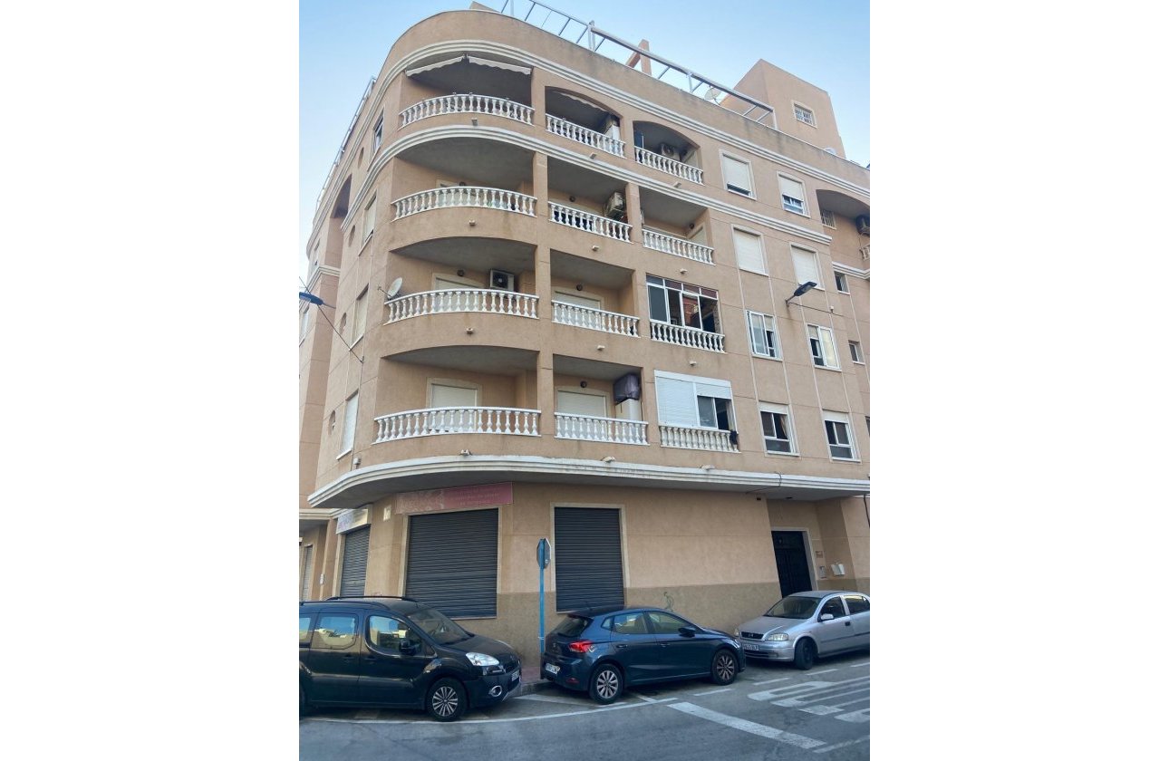 Resale - Apartment -
Torrevieja - Costa Blanca