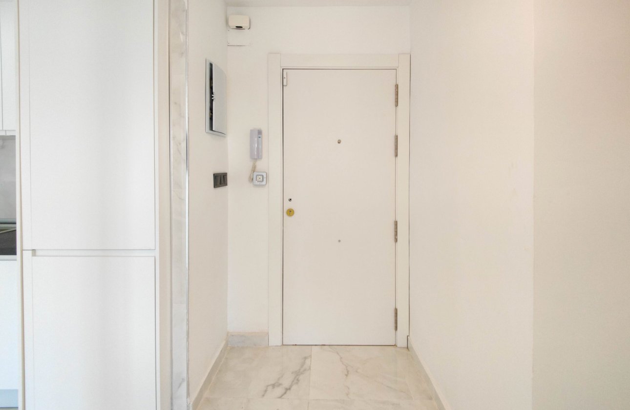 Resale - Apartment -
Torrevieja - Costa Blanca