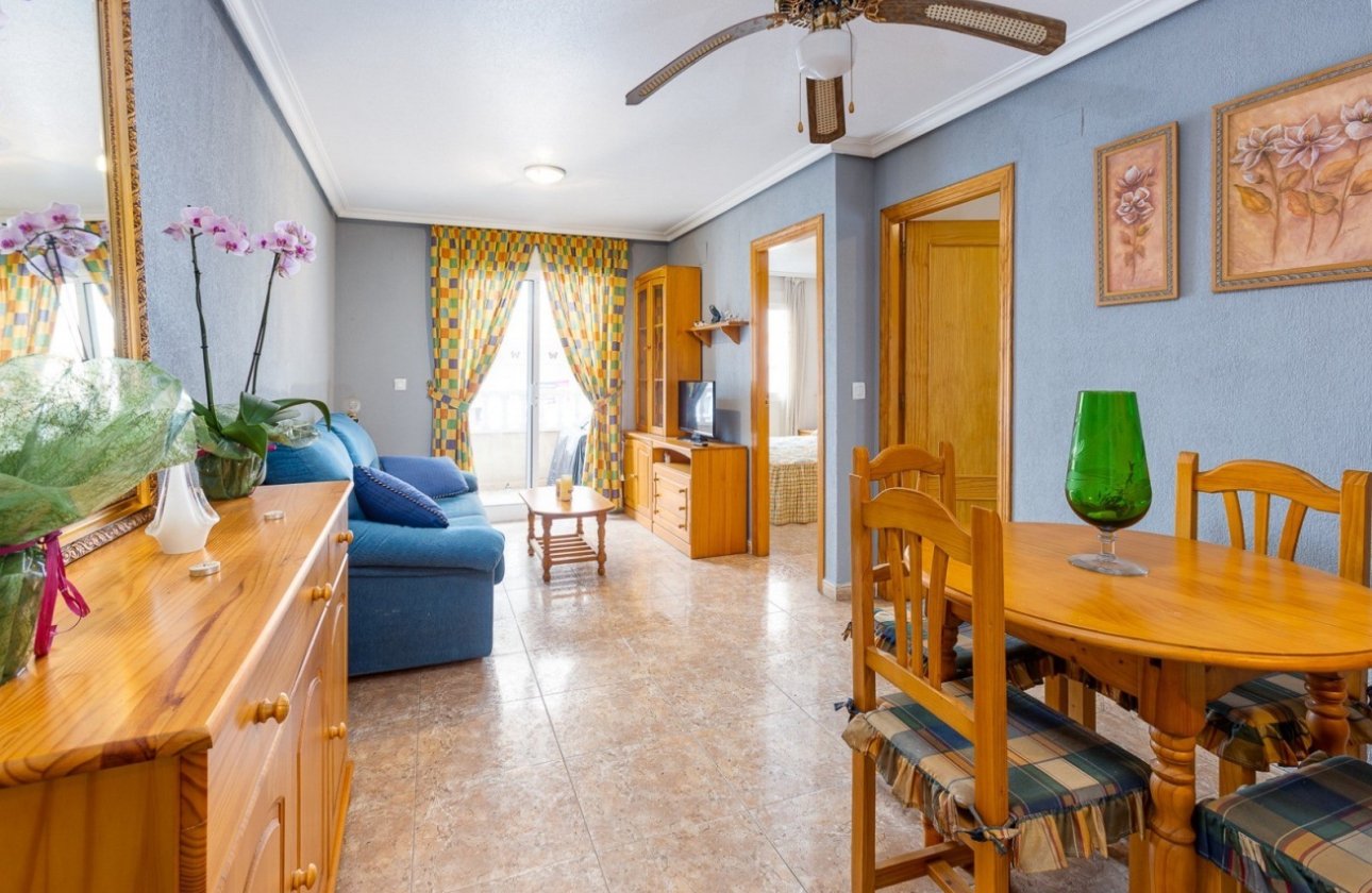 Resale - Apartment -
Torrevieja - Costa Blanca