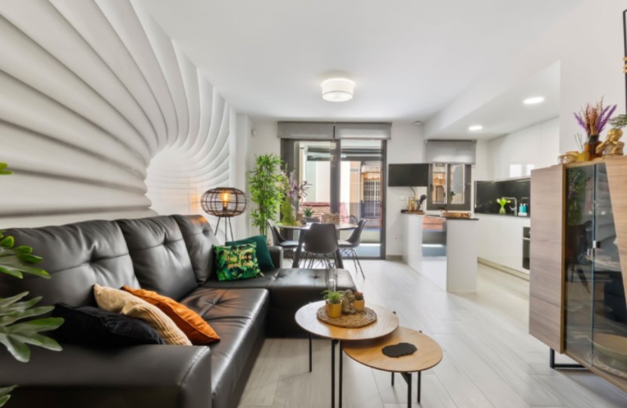 Resale - Apartment -
Torrevieja - Costa Blanca