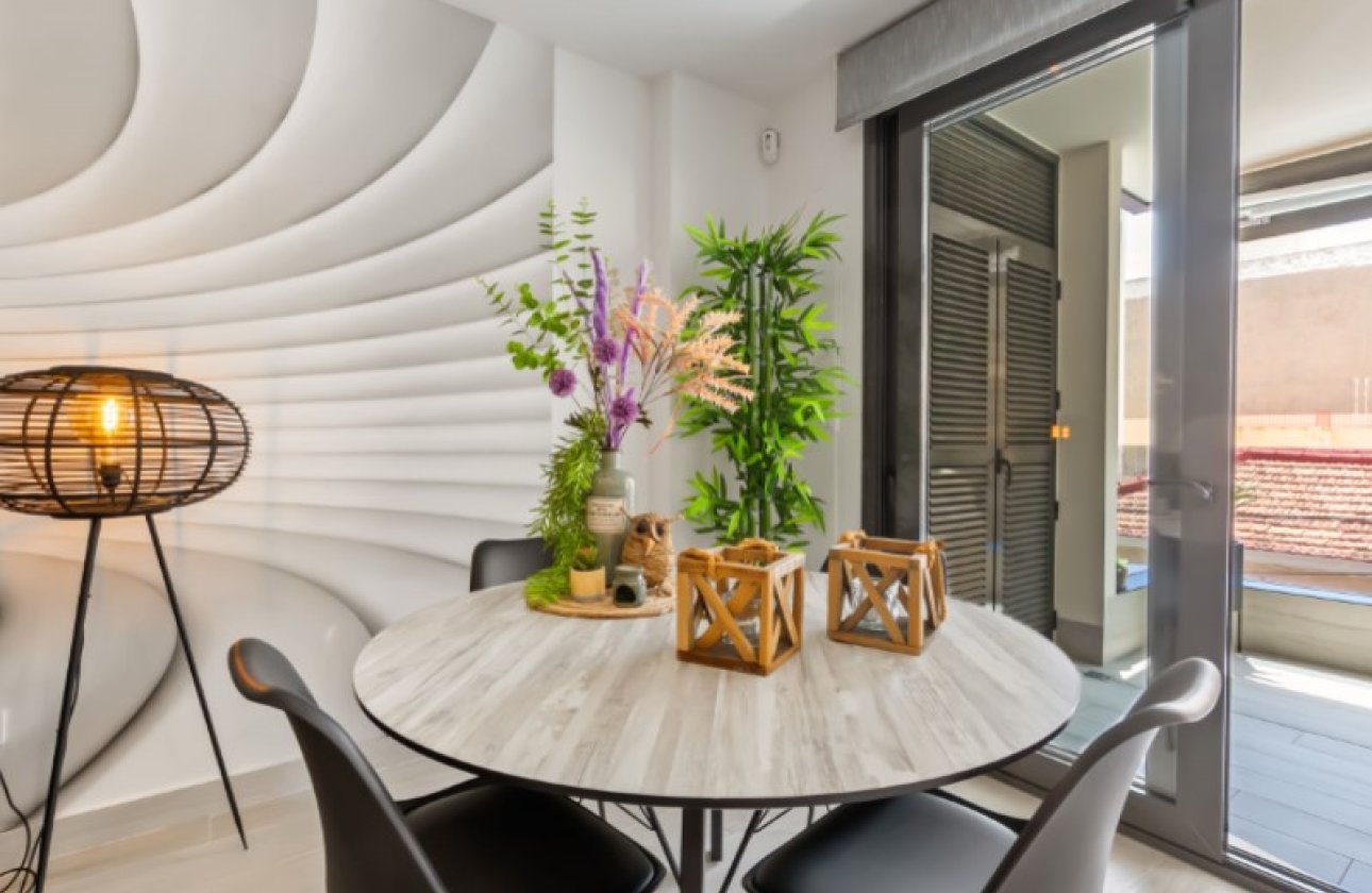 Resale - Apartment -
Torrevieja - Costa Blanca