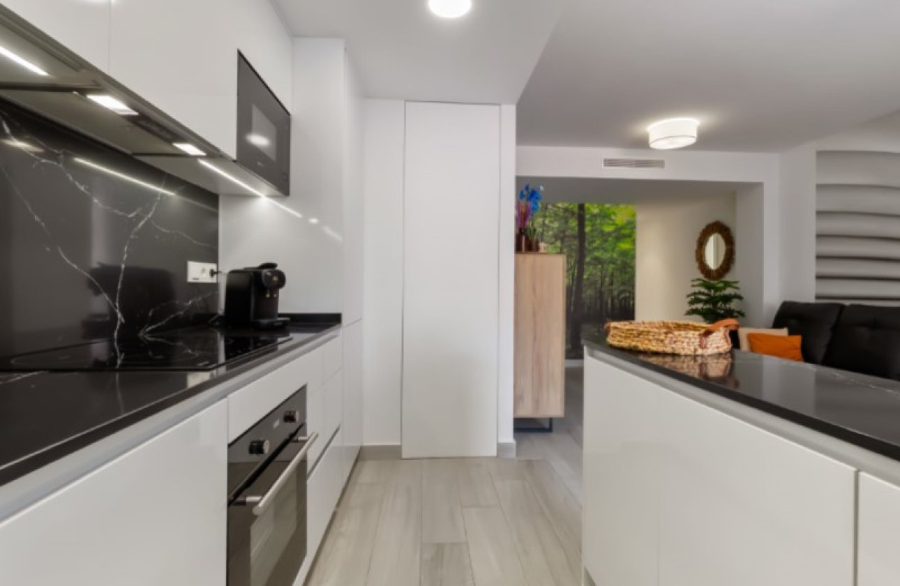 Resale - Apartment -
Torrevieja - Costa Blanca