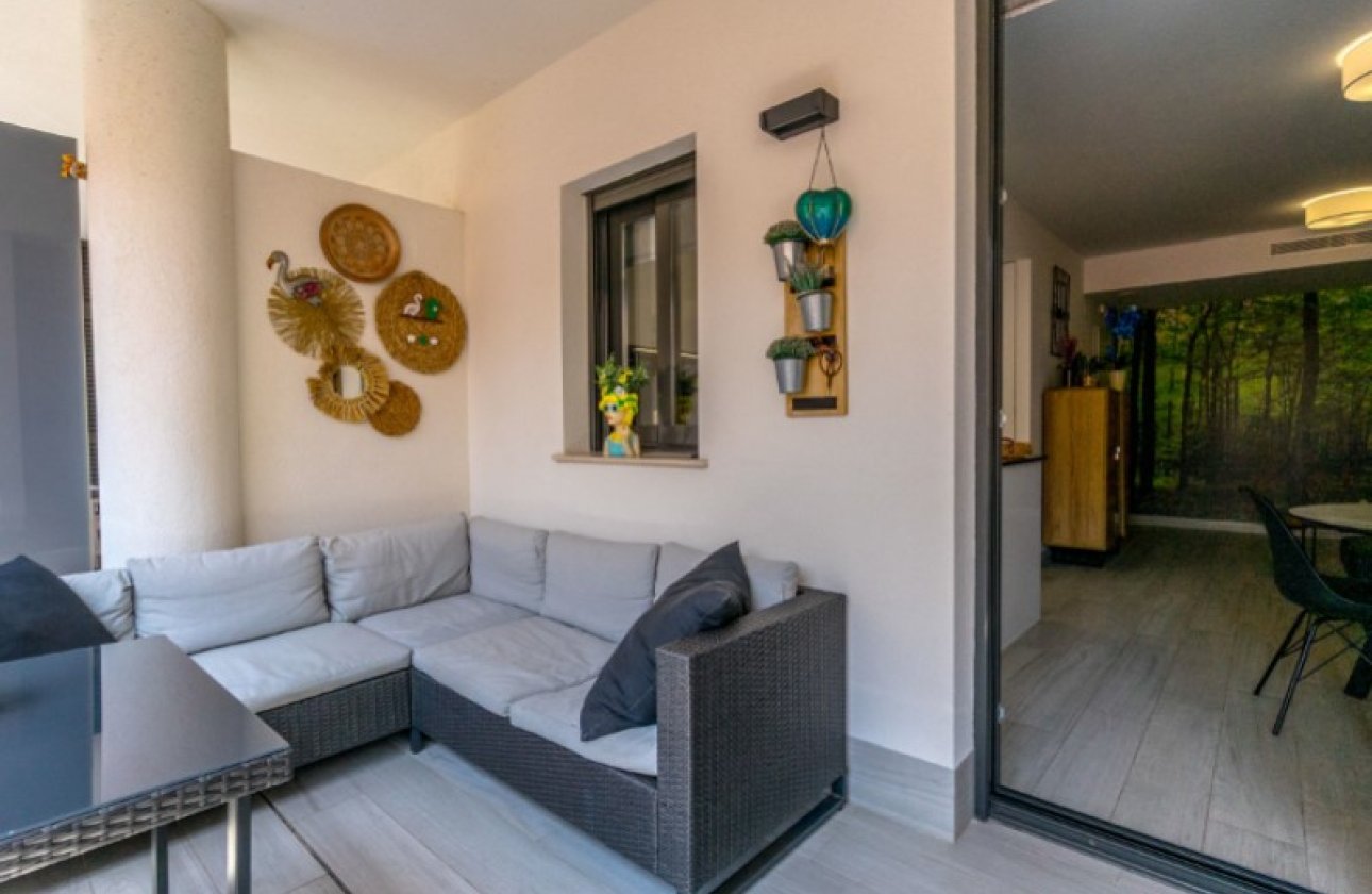 Resale - Apartment -
Torrevieja - Costa Blanca