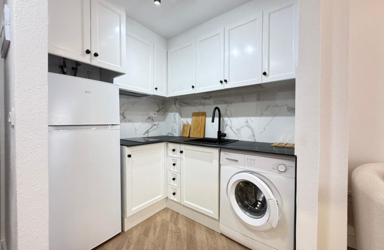 Resale - Apartment -
Torrevieja - Costa Blanca