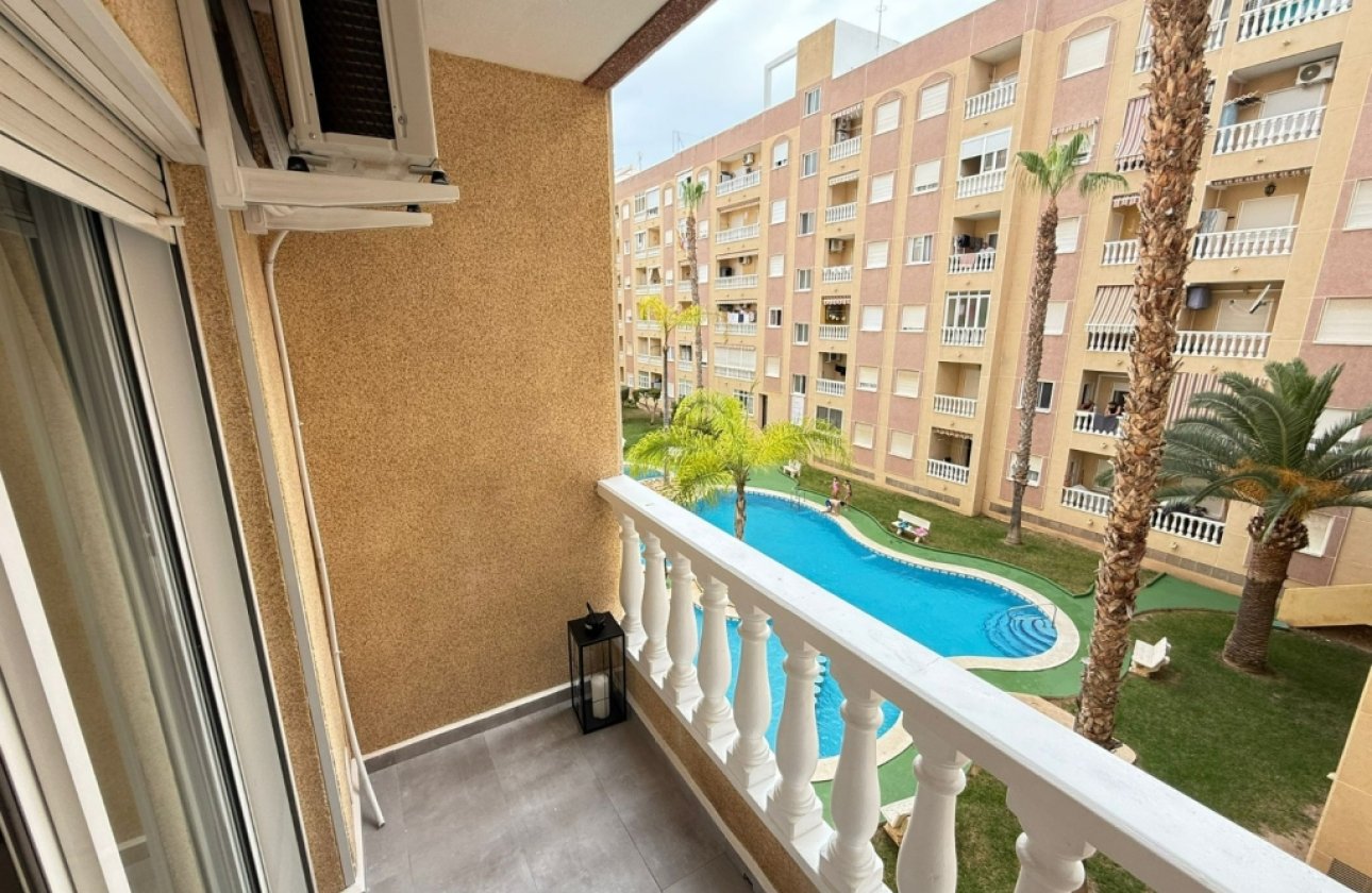 Resale - Apartment -
Torrevieja - Costa Blanca