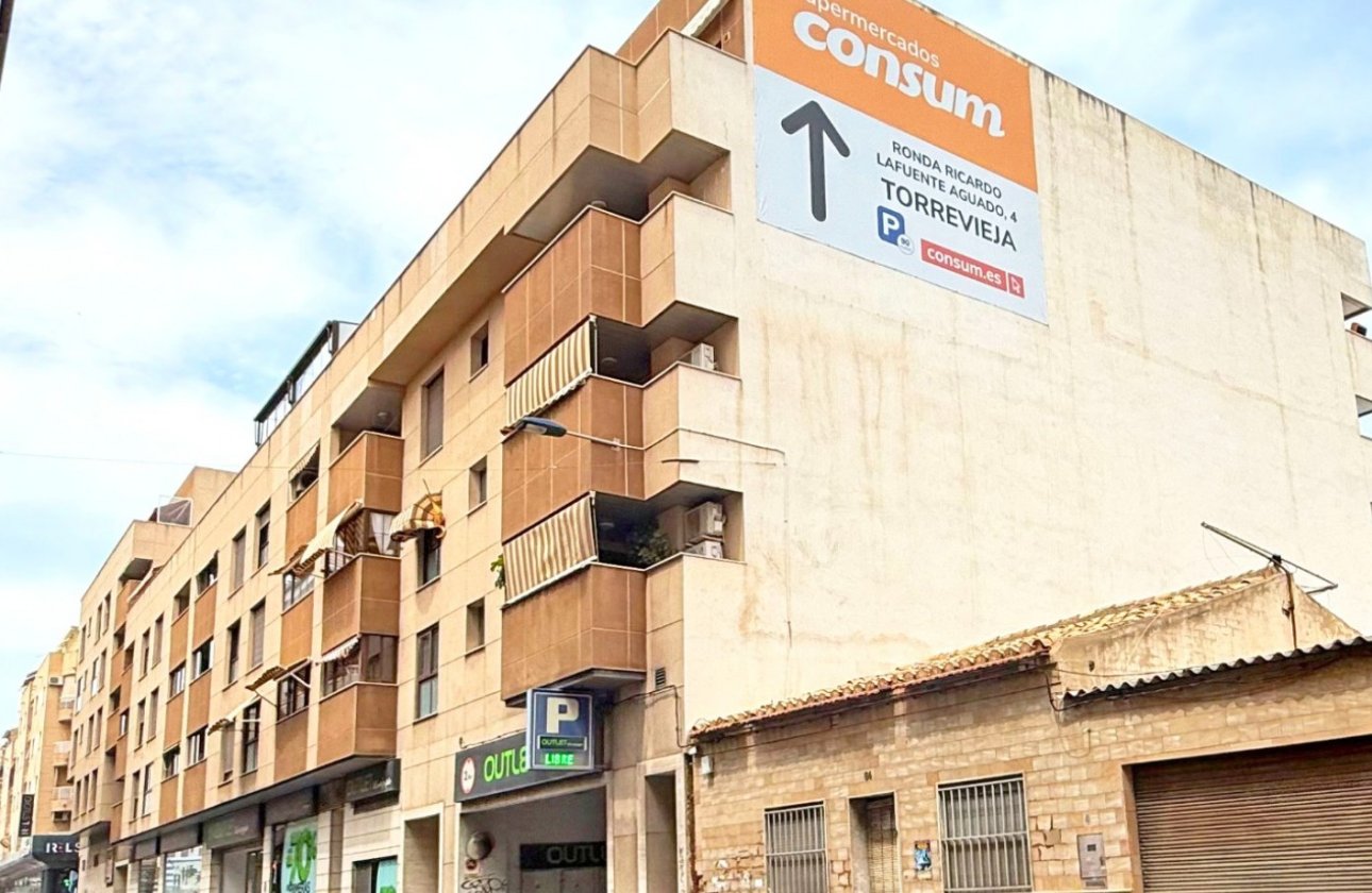 Resale - Apartment -
Torrevieja - Costa Blanca