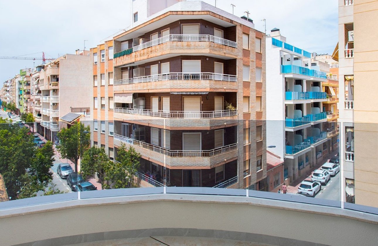 Resale - Apartment -
Torrevieja - Costa Blanca