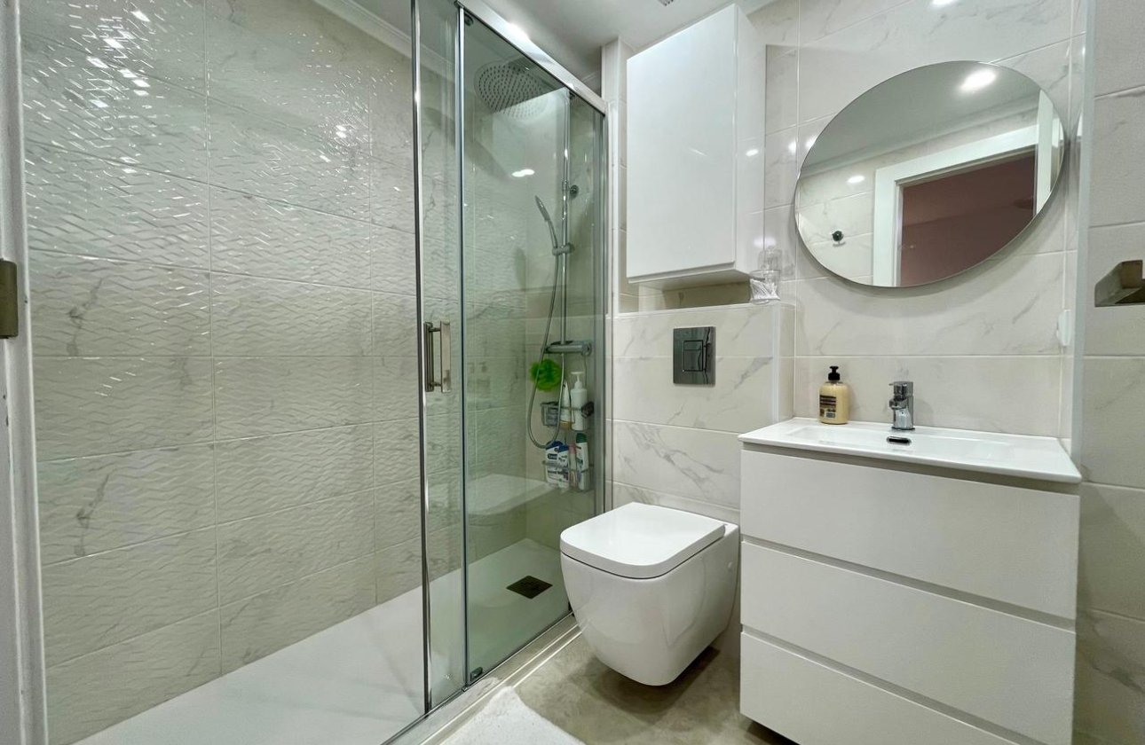 Resale - Apartment -
Torrevieja - Costa Blanca