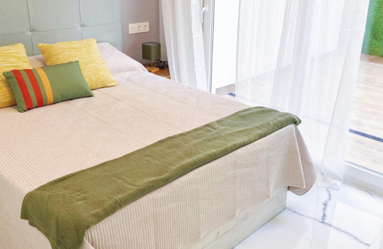 Resale - Apartment -
Torrevieja - Costa Blanca