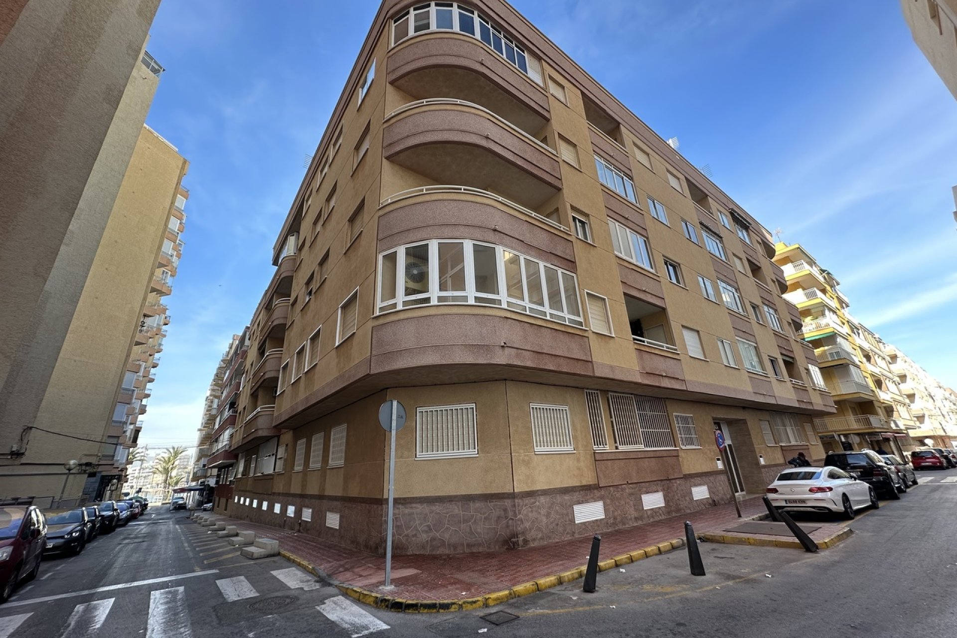 Resale - Apartment -
Torrevieja - Costa Blanca