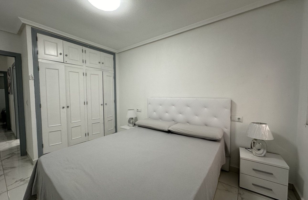 Resale - Apartment -
Torrevieja - Costa Blanca