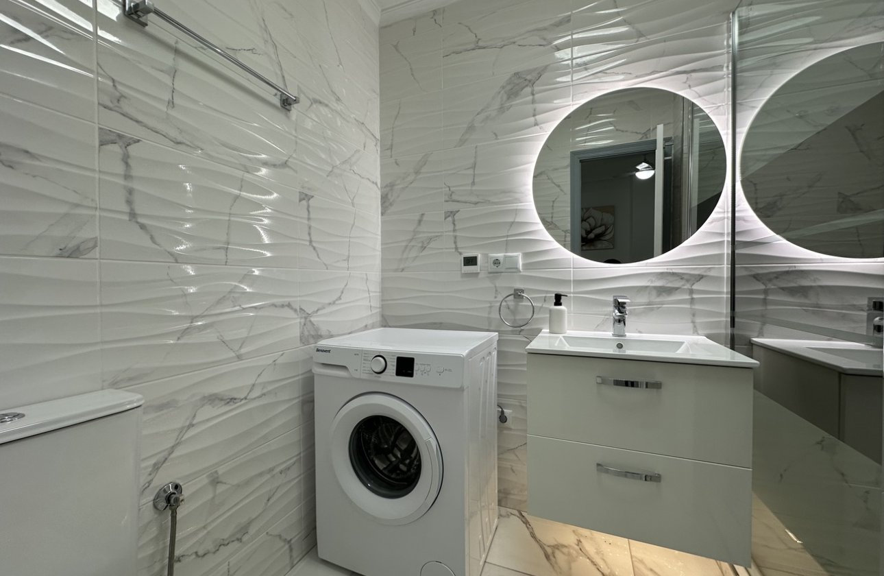 Resale - Apartment -
Torrevieja - Costa Blanca