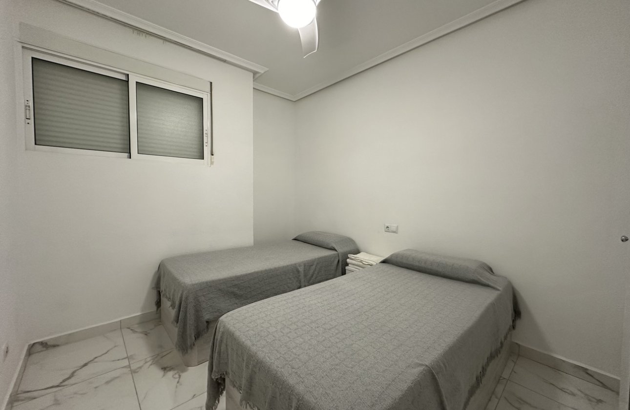 Resale - Apartment -
Torrevieja - Costa Blanca