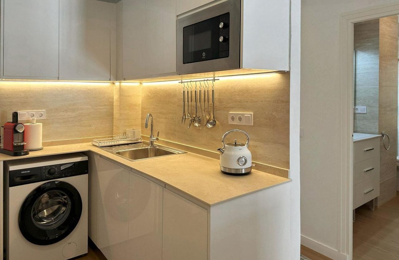 Resale - Apartment -
Torrevieja - Costa Blanca