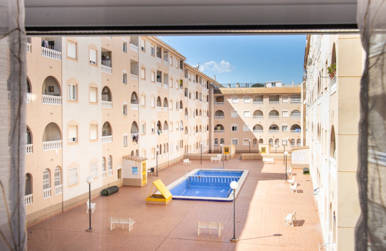 Resale - Apartment -
Torrevieja - Costa Blanca