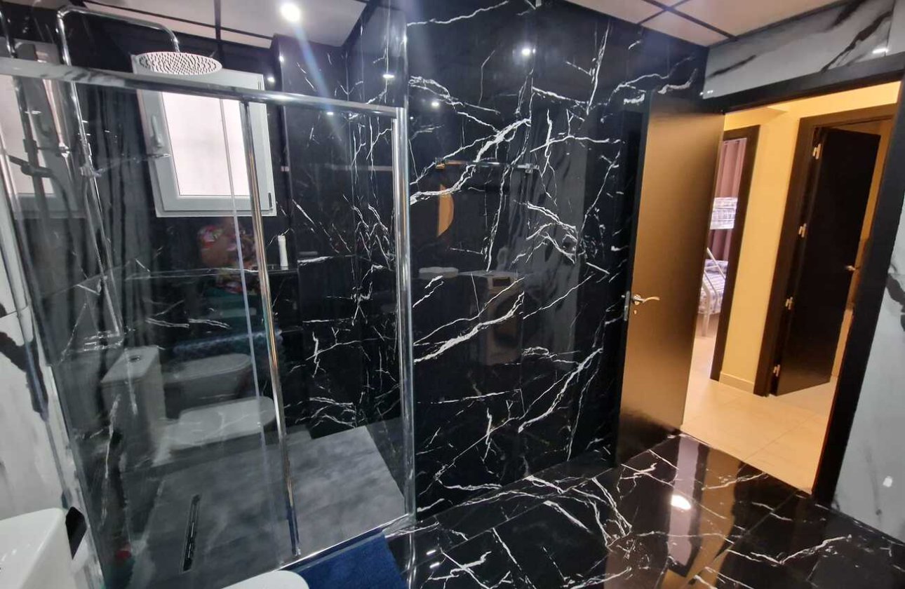 Resale - Apartment -
Torrevieja - Costa Blanca