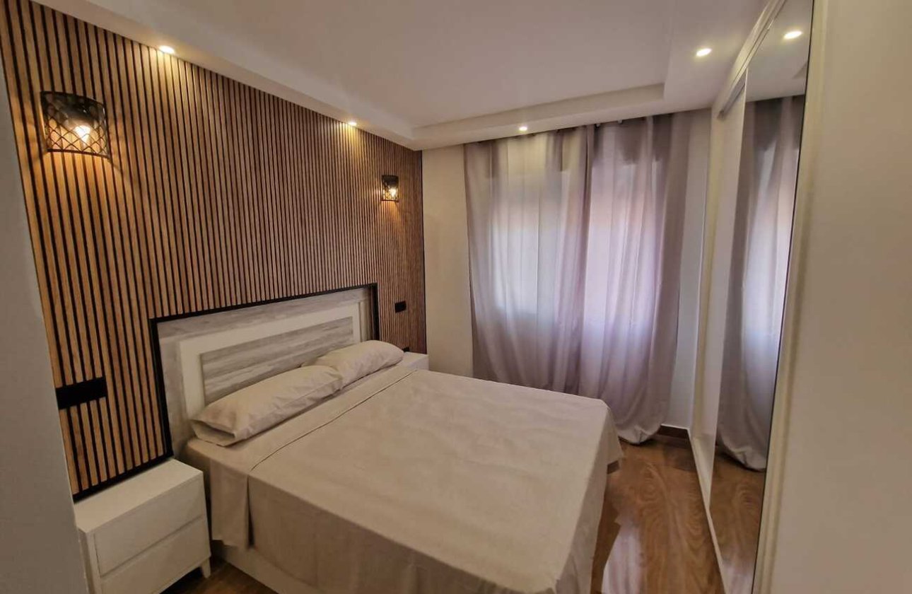 Resale - Apartment -
Torrevieja - Costa Blanca