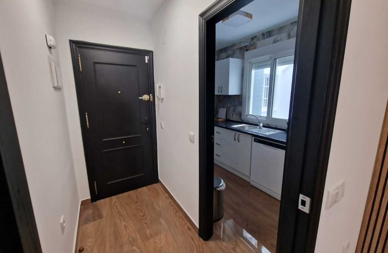 Resale - Apartment -
Torrevieja - Costa Blanca