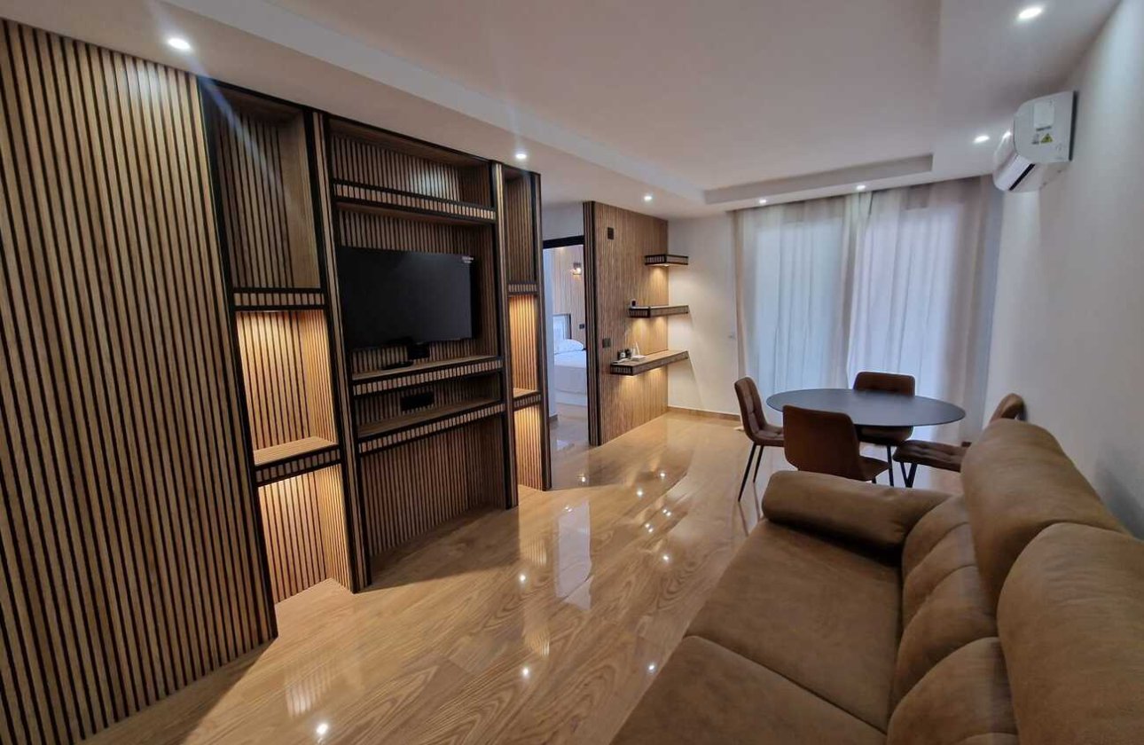 Resale - Apartment -
Torrevieja - Costa Blanca