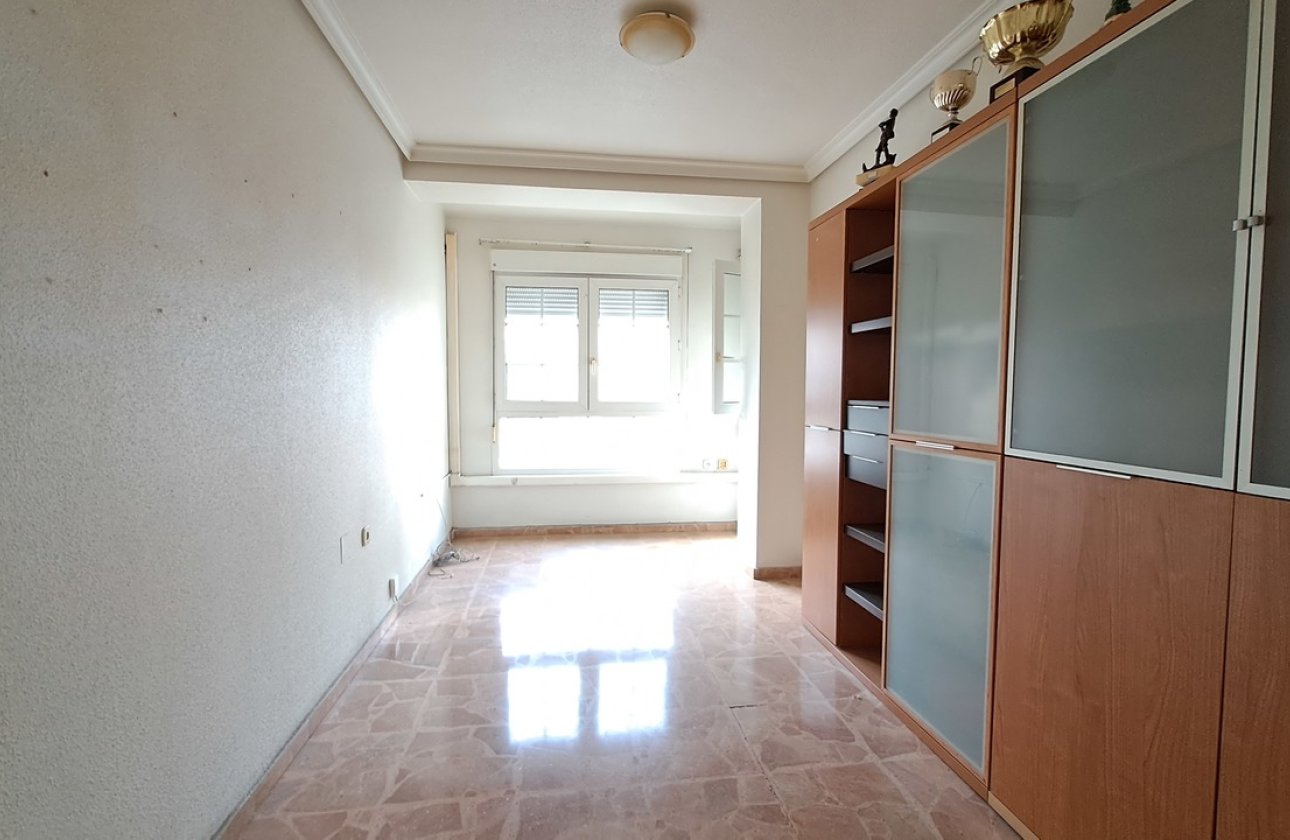 Resale - Apartment -
Torrevieja - Costa Blanca