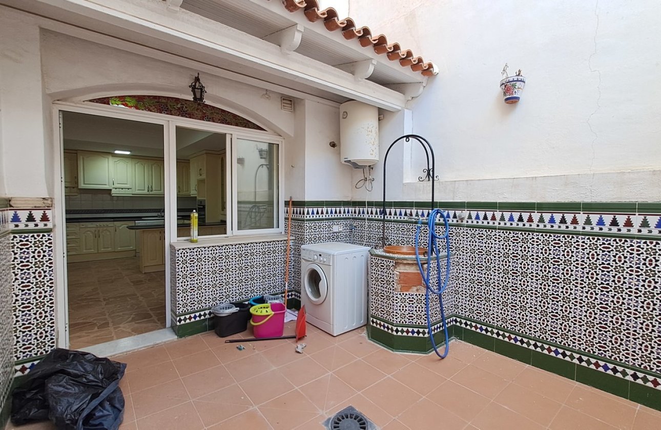 Resale - Apartment -
Torrevieja - Costa Blanca