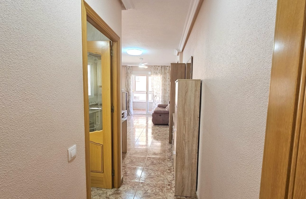Resale - Apartment -
Torrevieja - Costa Blanca