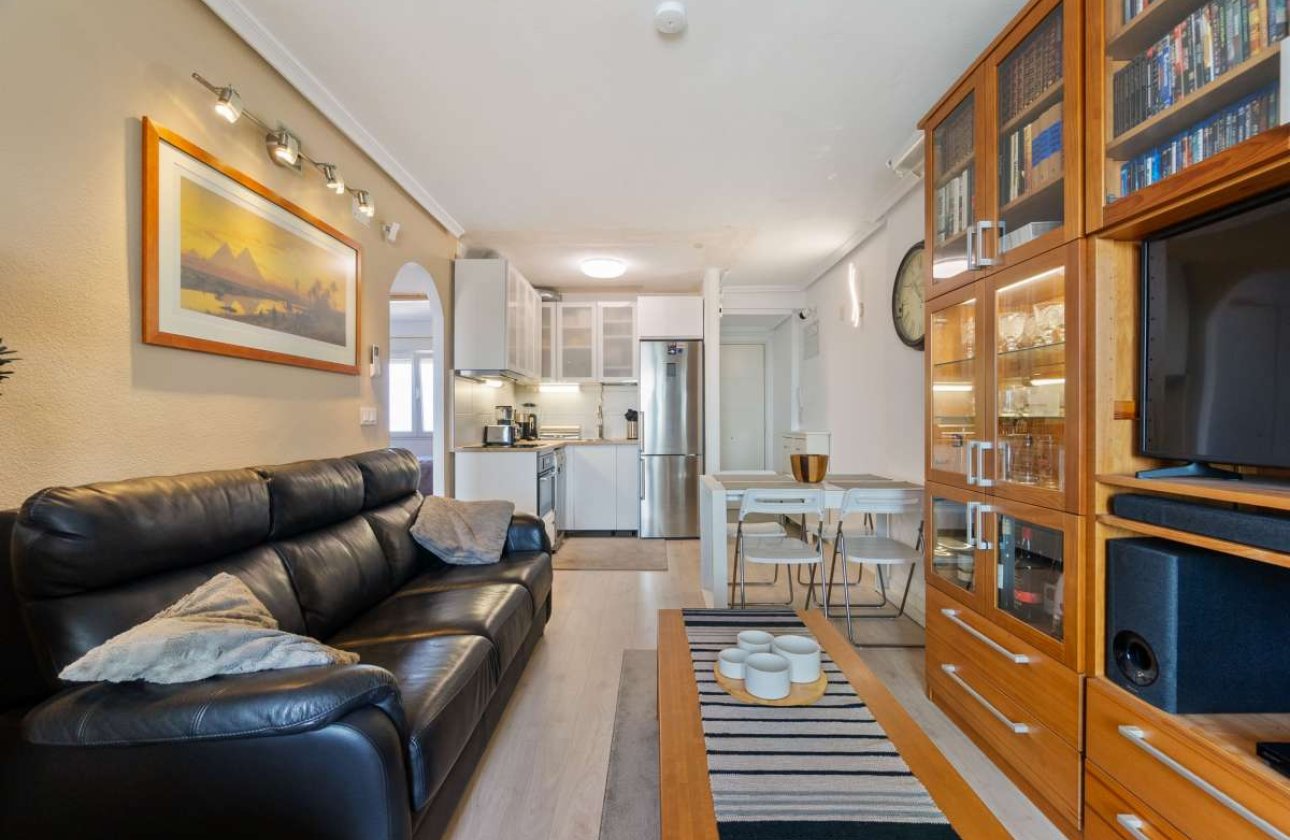 Resale - Apartment -
Torrevieja - Costa Blanca