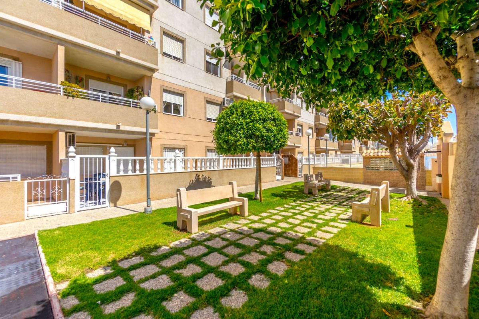 Resale - Apartment -
Torrevieja - Costa Blanca