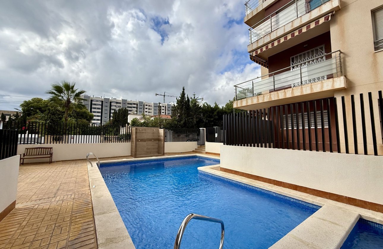Resale - Apartment -
Torrevieja - Costa Blanca