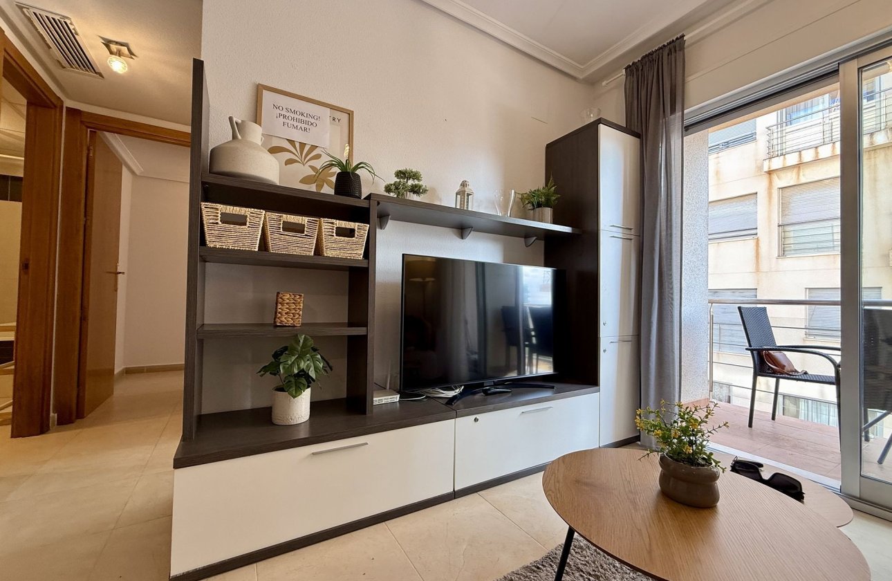 Resale - Apartment -
Torrevieja - Costa Blanca