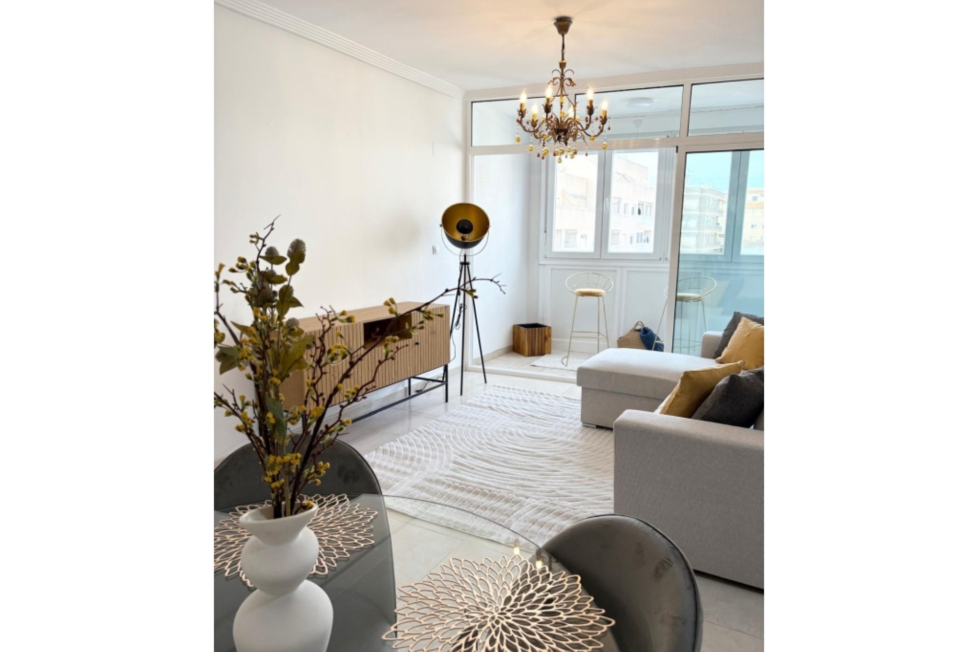 Resale - Apartment -
Torrevieja - Costa Blanca