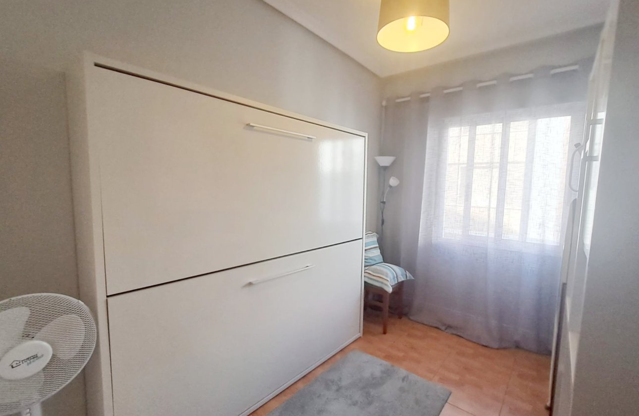 Resale - Apartment -
Torrevieja - Costa Blanca