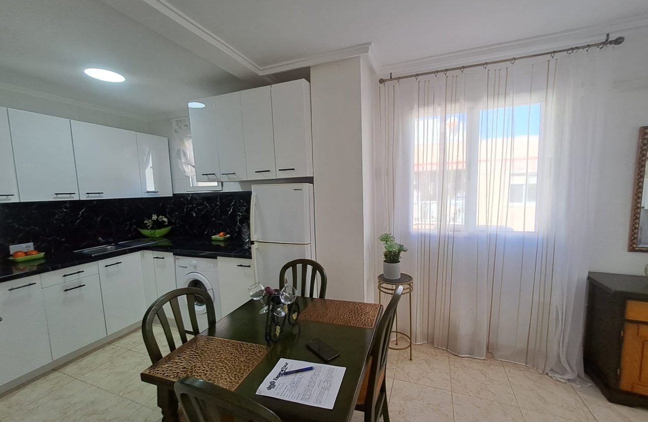 Resale - Apartment -
Torrevieja - Costa Blanca