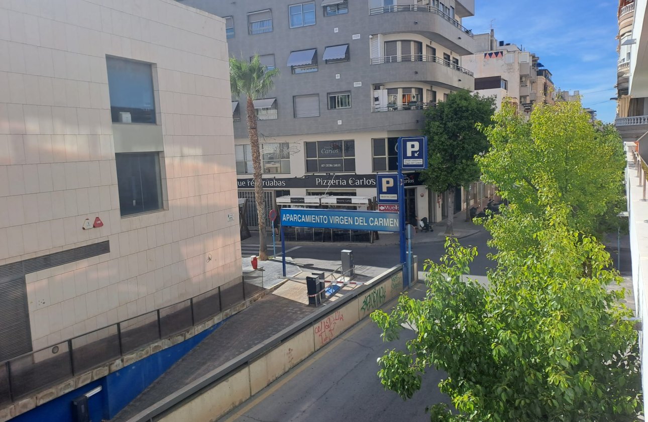 Resale - Apartment -
Torrevieja - Costa Blanca