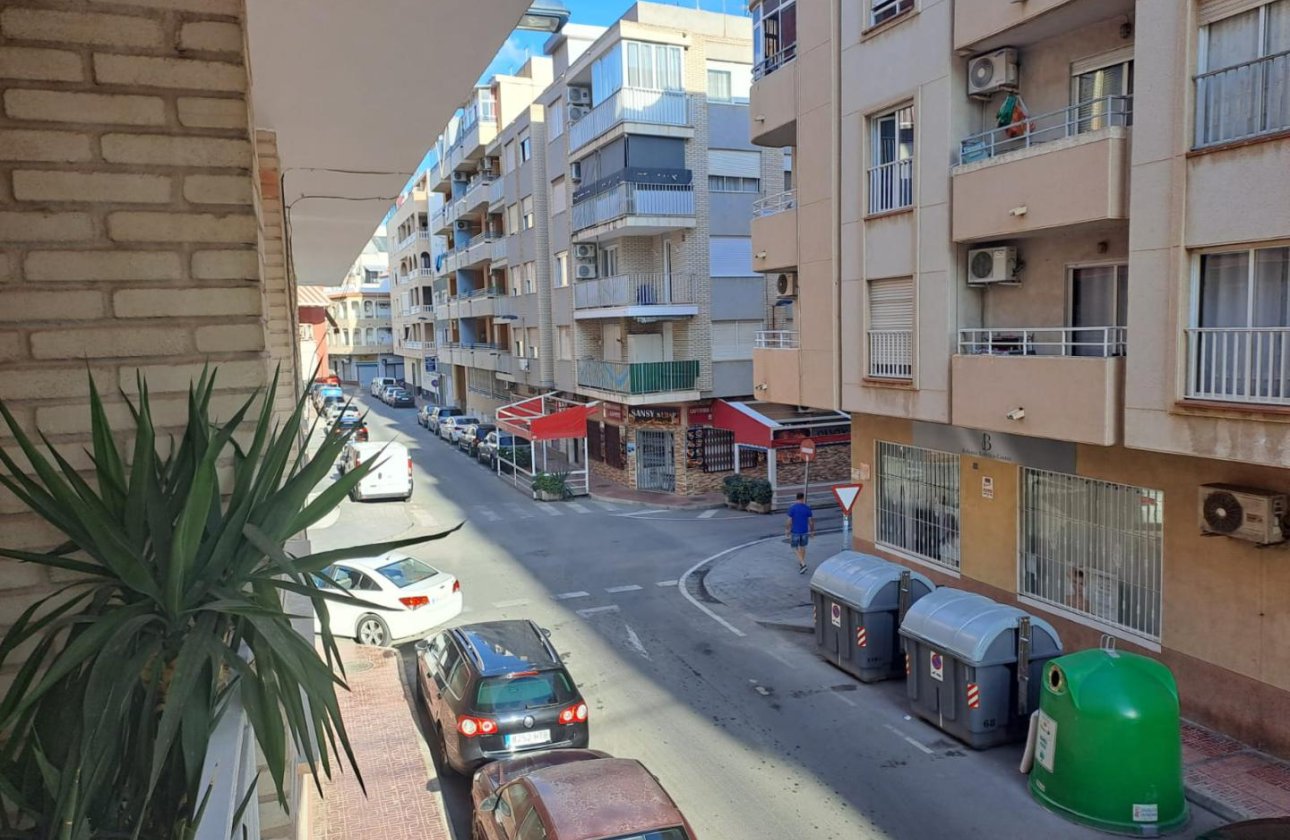 Resale - Apartment -
Torrevieja - Costa Blanca