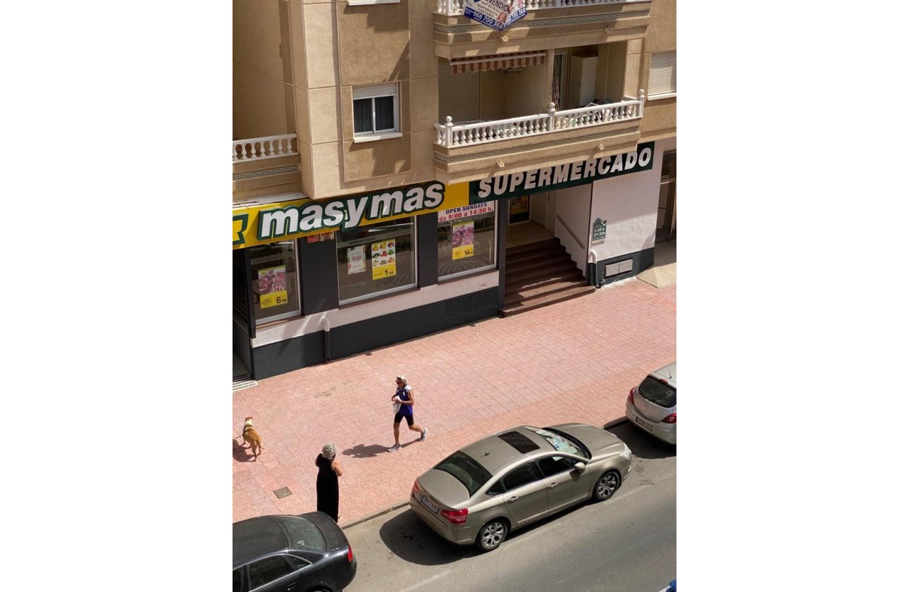 Resale - Apartment -
Torrevieja - Costa Blanca