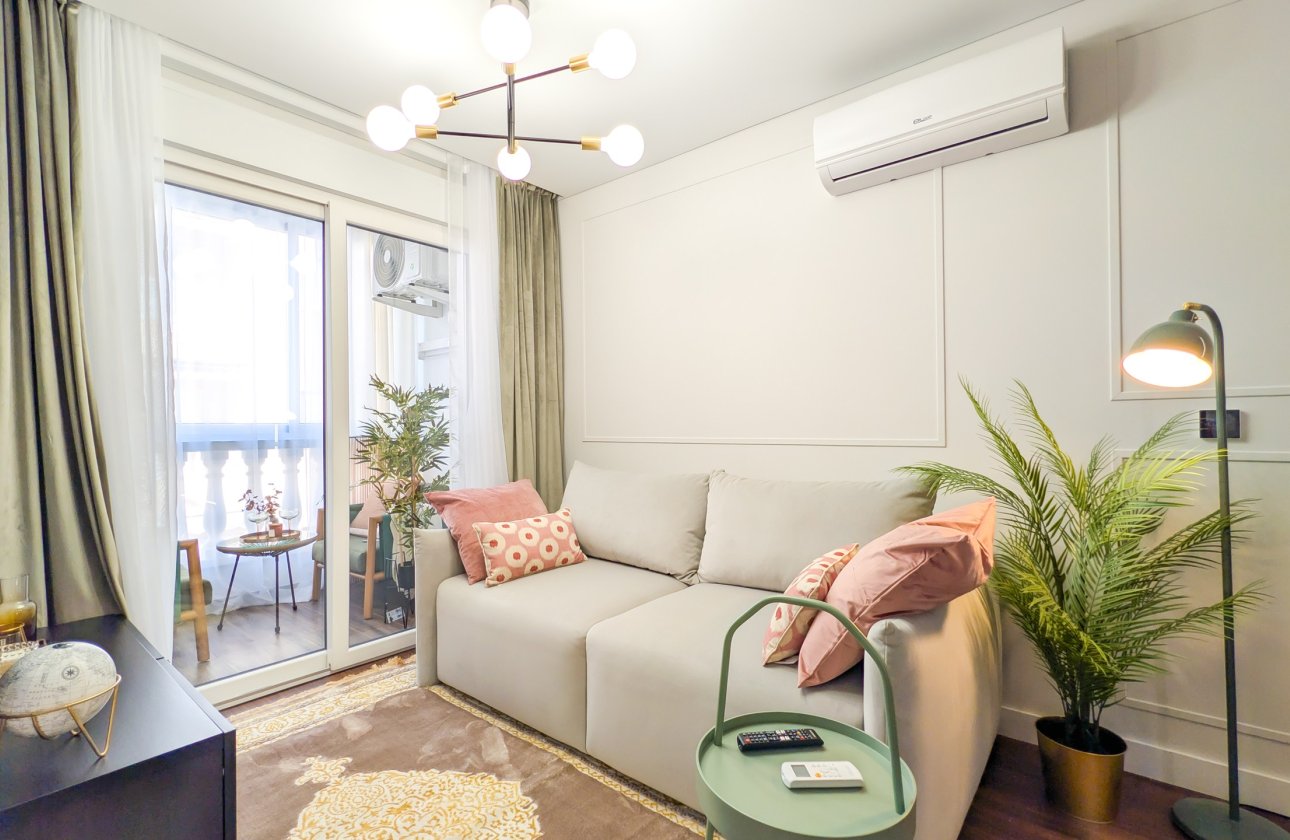 Resale - Apartment -
Torrevieja - Costa Blanca