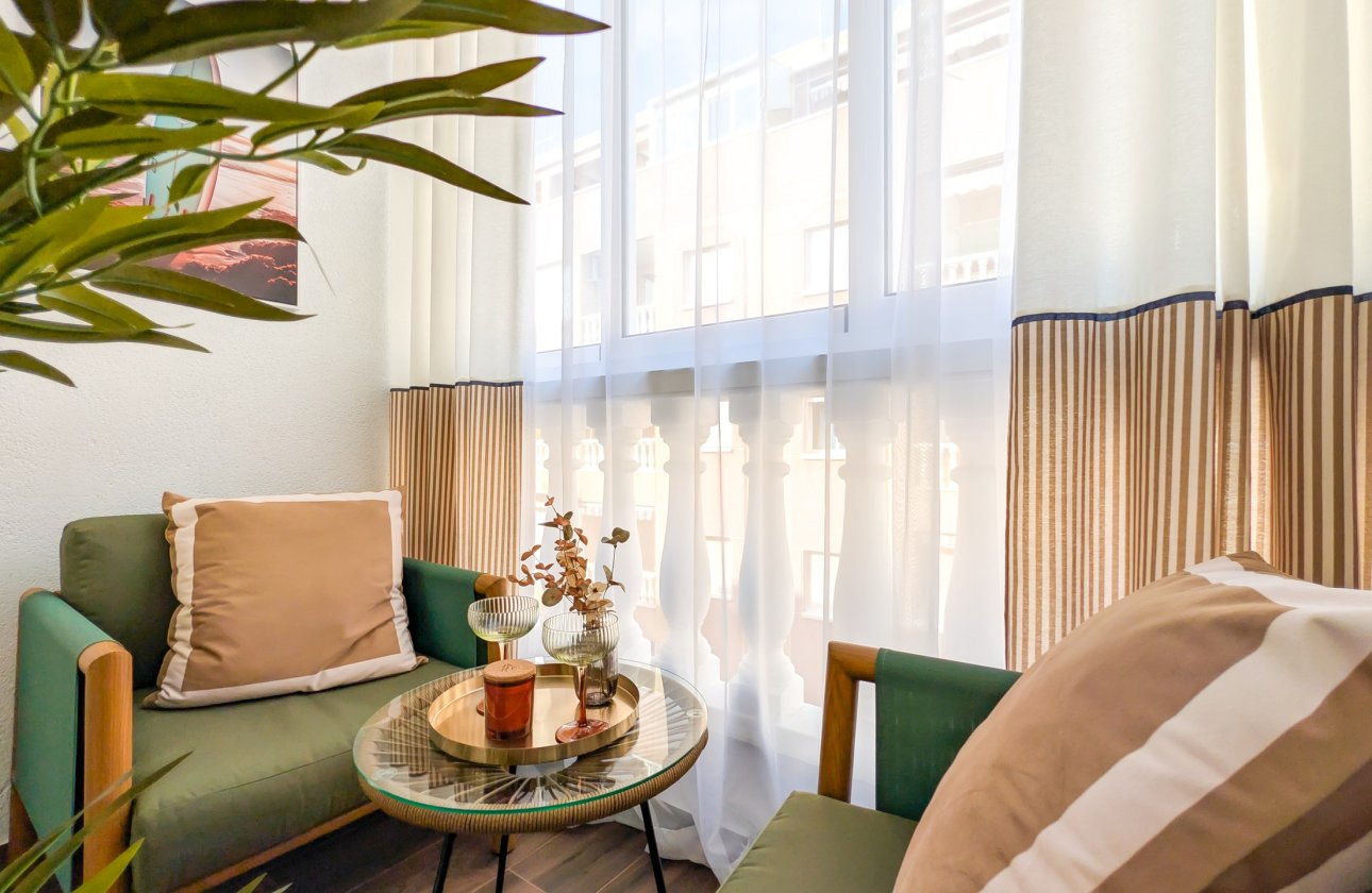 Resale - Apartment -
Torrevieja - Costa Blanca