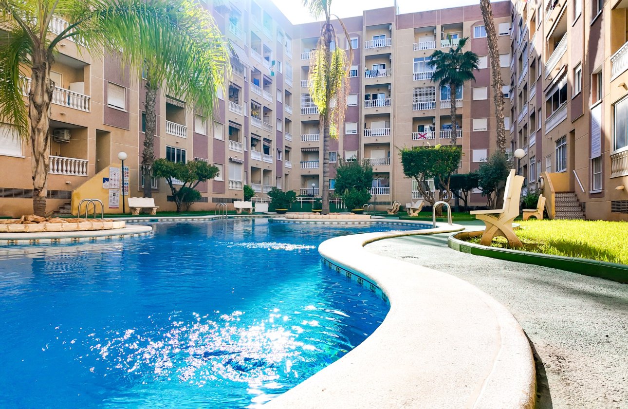 Resale - Apartment -
Torrevieja - Costa Blanca