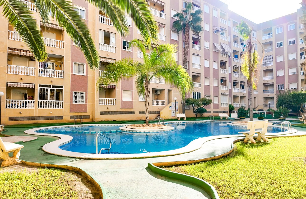 Resale - Apartment -
Torrevieja - Costa Blanca