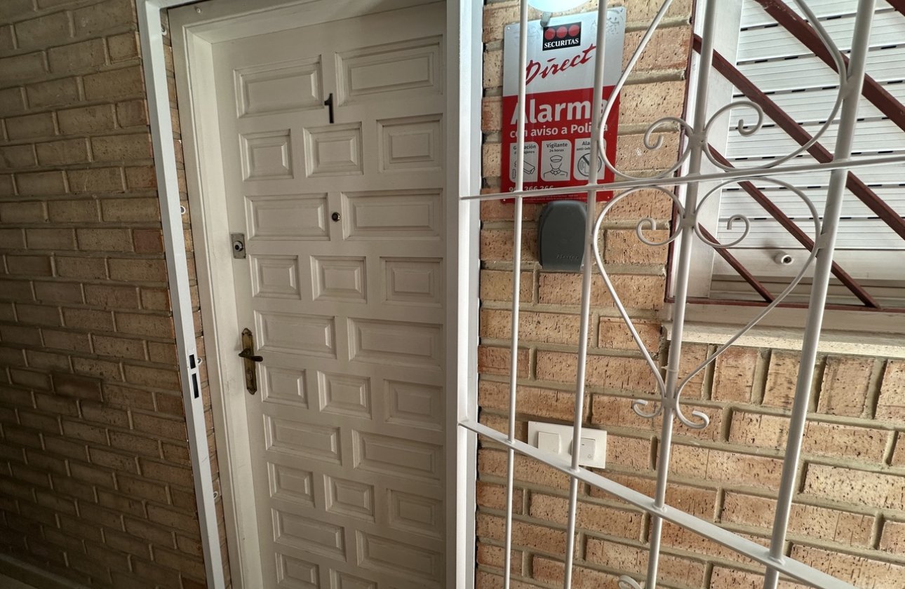 Resale - Apartment -
Torrevieja - Costa Blanca