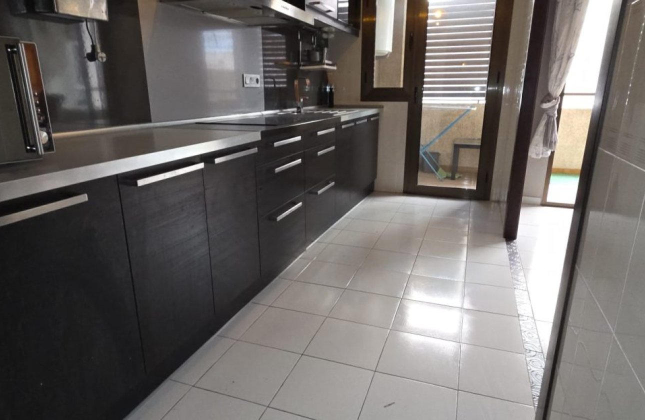 Resale - Apartment -
Torrevieja - Costa Blanca