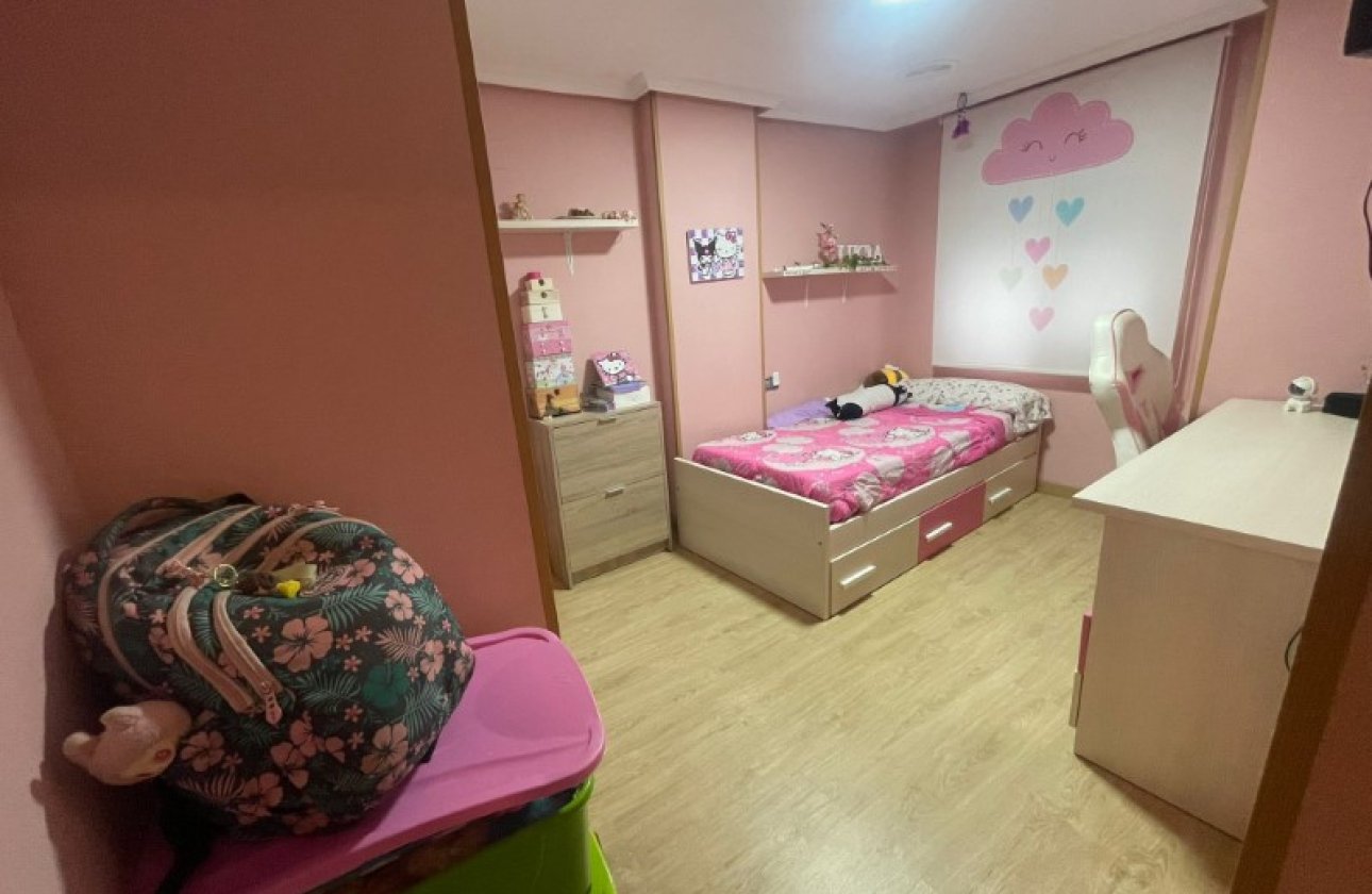 Resale - Apartment -
Torrevieja - Costa Blanca