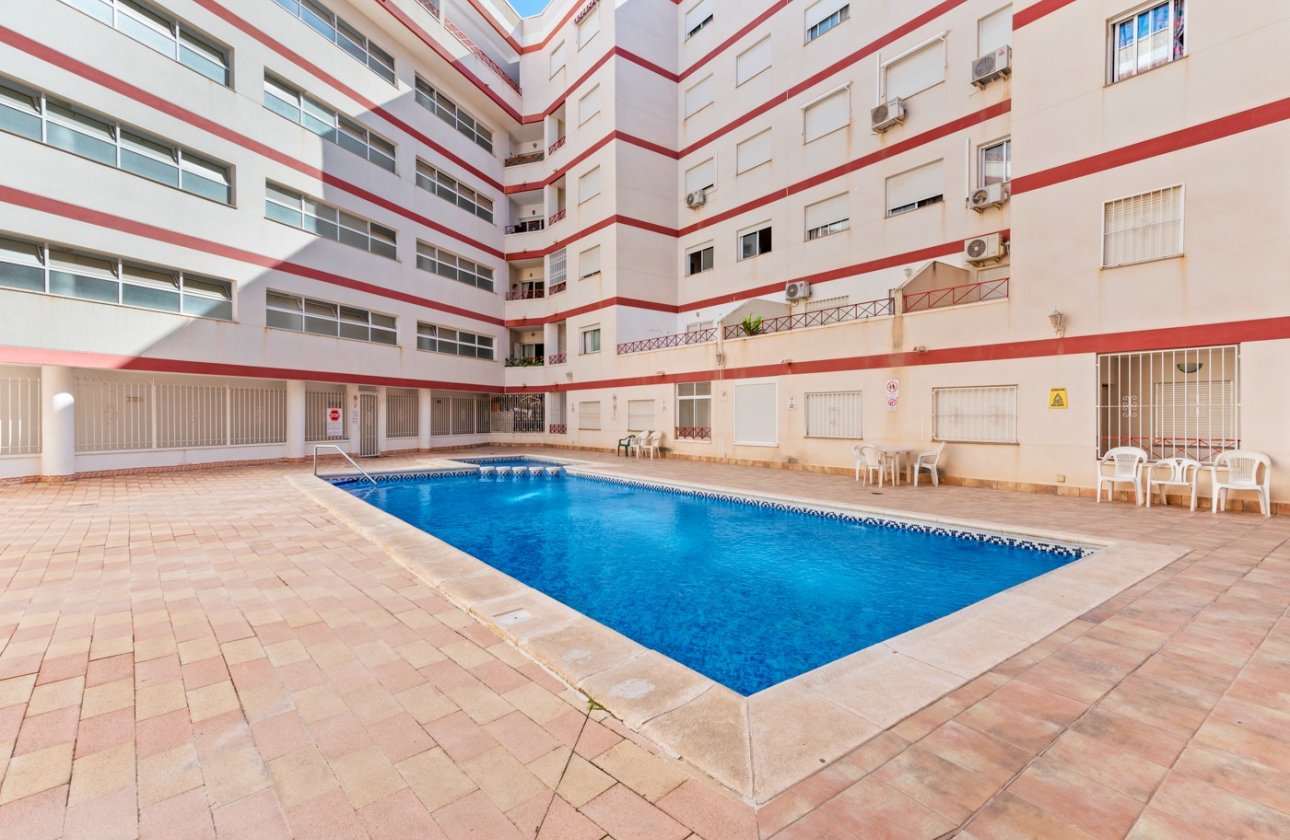 Resale - Apartment -
Torrevieja - Costa Blanca