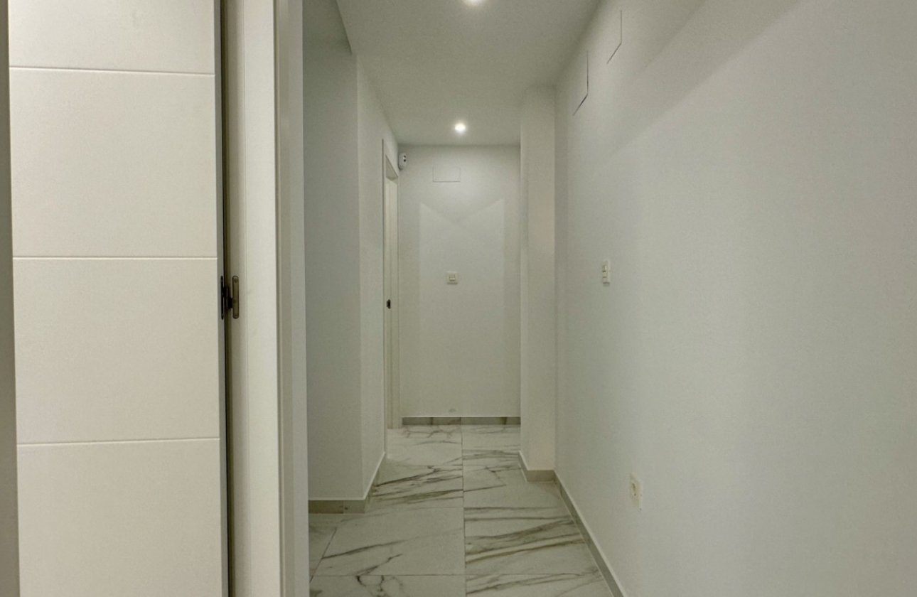 Resale - Apartment -
Torrevieja - Costa Blanca