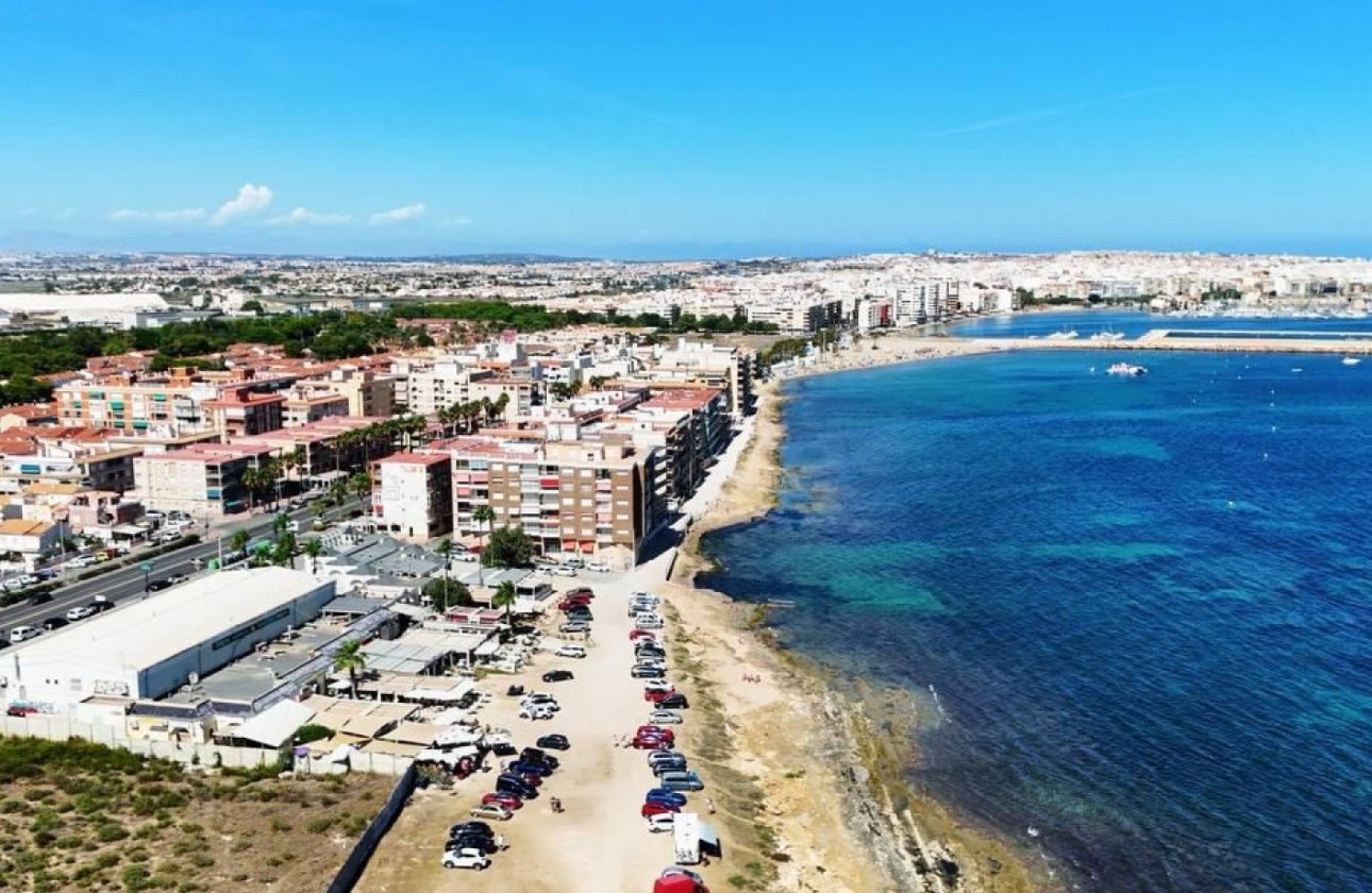 Resale - Apartment -
Torrevieja - Costa Blanca